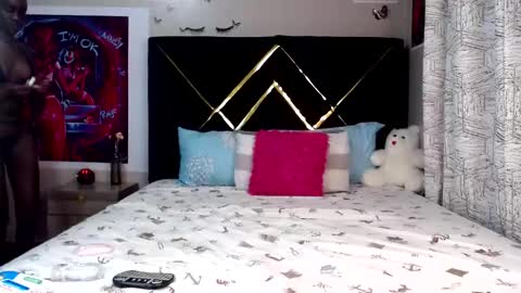 kirah online show from March 11, 2:21 am