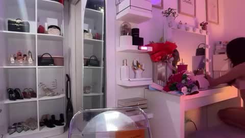 babysabrinaxx online show from February 14, 5:26 pm