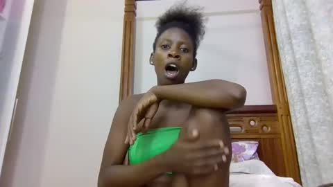 babytylerr online show from January 17, 1:26 am