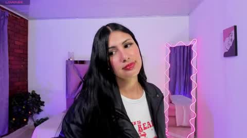  VENU  online show from April 21, 3:13 am