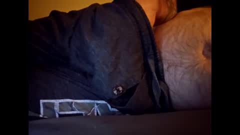 Snapshot of baddevil_dog chatting on October 29, 3:41 am baddevil_dog online show from October 29, 3:41 am