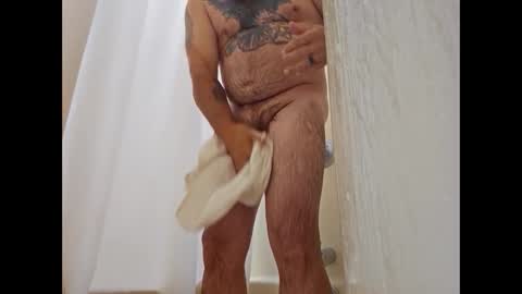 Snapshot of baddevil_dog chatting on September 18, 9:52 pm baddevil_dog online show from September 18, 9:52 pm