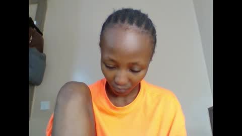 baddie_bunnie online show from April 19, 10:27 am