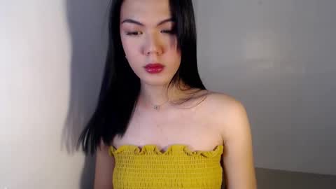 Snapshot of baddie_bunnyx chatting on January 14, 2:53 pm Hello  im your lovely Cheska online show from January 14, 2:53 pm