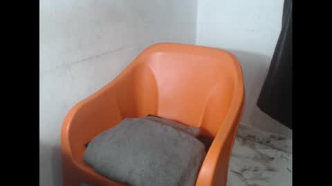 baddydoll online show from February 18, 4:04 am