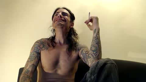 Bailey online show from October 18, 1:21 am