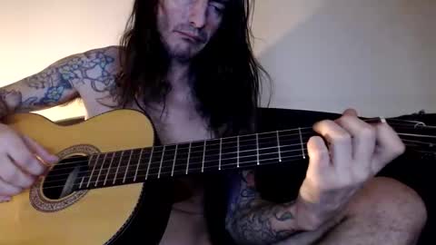 Bailey online show from January 7, 1:43 am