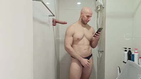 baldyboyy online show from November 25, 8:57 am