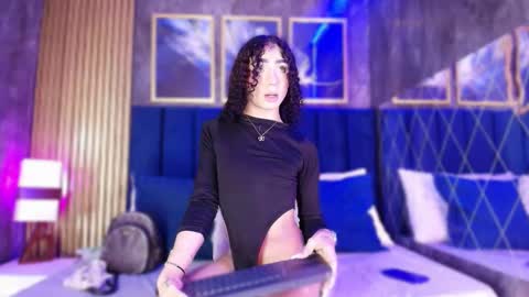 ballesteros_ online show from December 17, 3:57 am