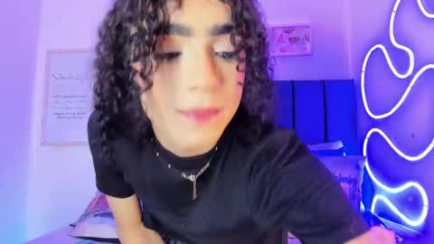 ballesteros_ online show from October 27, 8:03 am