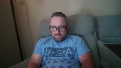JustMe online show from May 9, 4:57 pm