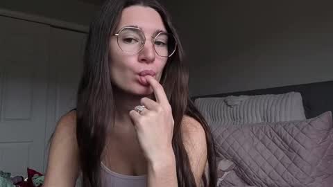 bambifarrina online show from March 10, 5:50 pm