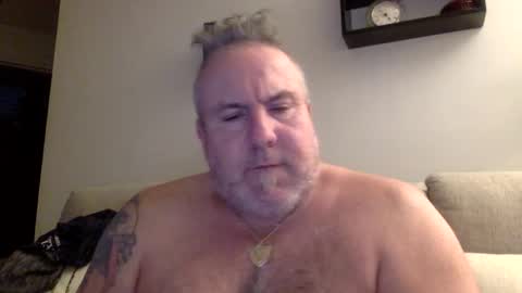 banana5289 online show from March 3, 9:55 pm