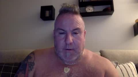 banana5289 online show from January 12, 8:05 pm