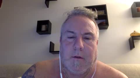 banana5289 online show from February 3, 2:30 am