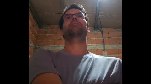 Ezequiel online show from December 14, 1:34 am