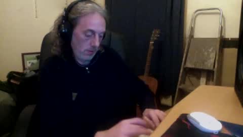 Snapshot of bangintoleather chatting on September 12, 2:46 am bangintoleather online show from September 12, 2:46 am