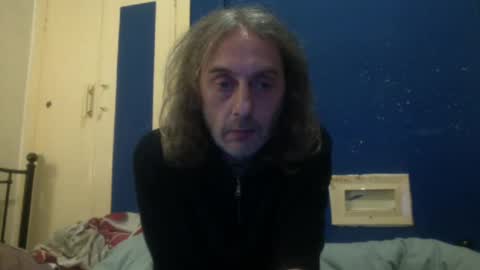 Snapshot of bangintoleather chatting on January 5, 2:06 am bangintoleather online show from January 5, 2:06 am