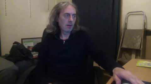 Snapshot of bangintoleather chatting on September 22, 1:31 am bangintoleather online show from September 22, 1:31 am