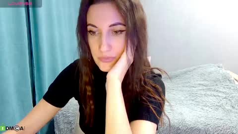 Emma online show from June 2, 7:16 pm