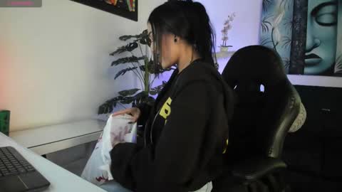 Gabi  online show from February 5, 12:20 pm