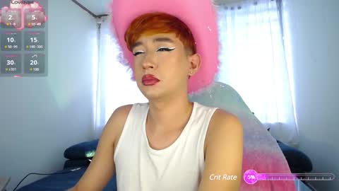          I work from home this is my room 3 online show from December 29, 11:50 am