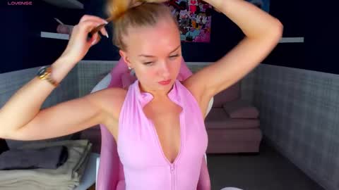 LisGTM2 Mon-Thu Sat 0100am-0700am online show from November 30, 1:45 am