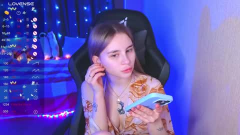 Eva online show from December 4, 2:25 am