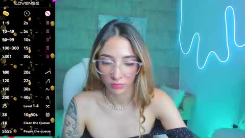 Snapshot of barbiie_scoth chatting on February 25, 9:48 pm Barbie Scot online show from February 25, 9:48 pm