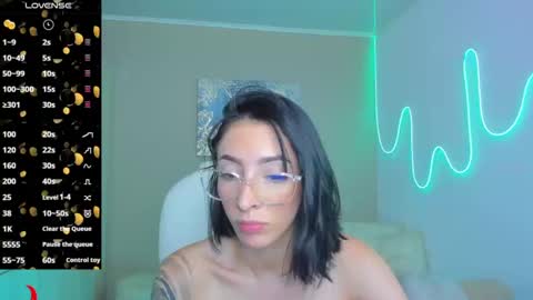 Snapshot of barbiie_scoth chatting on September 17, 10:35 pm Barbie Scot online show from September 17, 10:35 pm