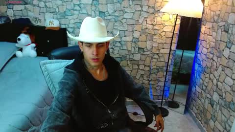 Bastian online show from April 19, 8:33 pm