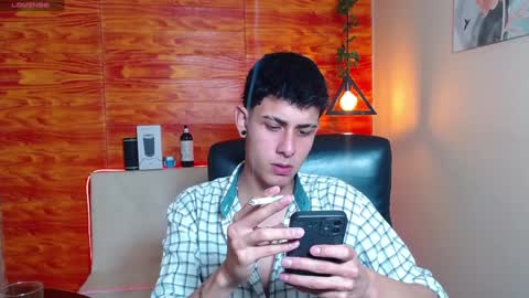 Snapshot of bastiaan_28 chatting on January 25, 8:00 am Bastian online show from January 25, 8:00 am