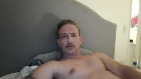 babtboy2121 online show from November 25, 1:15 am