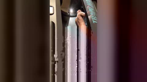 battlewolfxx online show from April 27, 2:47 pm