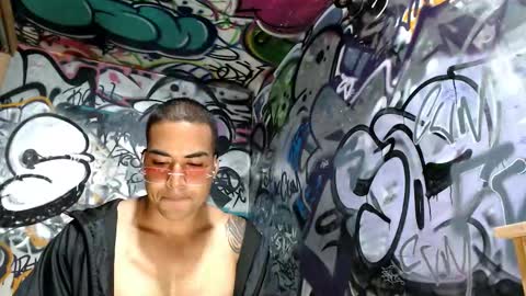 Justin online show from February 6, 12:47 am