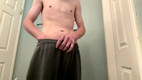 bbeeaa672_ online show from April 27, 10:51 pm