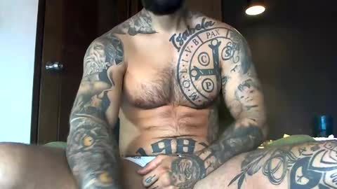 Snapshot of bby044 chatting on March 3, 11:44 am bby044 online show from March 3, 11:44 am