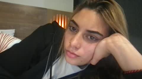 bbypiamia online show from March 29, 6:42 pm