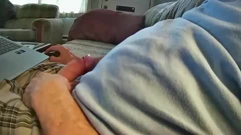 Snapshot of bcema2 chatting on February 24, 7:09 pm bcema2 online show from February 24, 7:09 pm