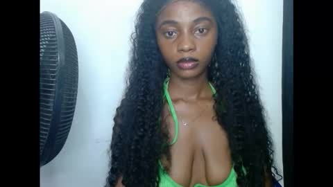 beakimber50 online show from November 3, 10:33 pm