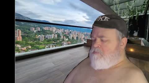 Dookie online show from December 6, 2:40 am