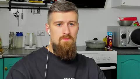 Zeus online show from September 28, 9:35 pm