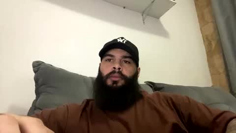 Min online show from May 12, 9:46 pm