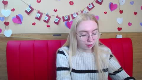 BeatriceFlyy online show from February 20, 12:15 pm