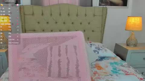 Ariana Reyes online show from November 13, 2:42 pm