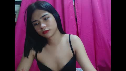 beautyqueen18x online show from March 20, 7:02 am