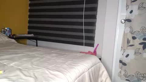 BECKY BOO  online show from April 24, 1:18 am