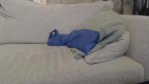 beejee88 online show from September 28, 5:22 pm