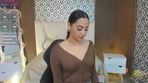 BELLA online show from October 24, 3:46 pm