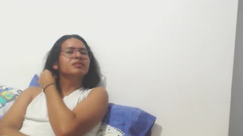 Alex online show from December 2, 11:03 pm